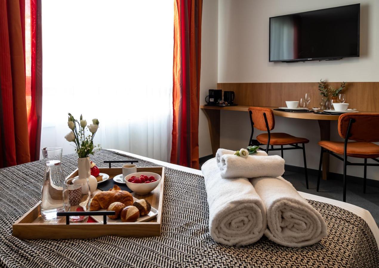 Appartement Elegant A Cote Du Parlement *